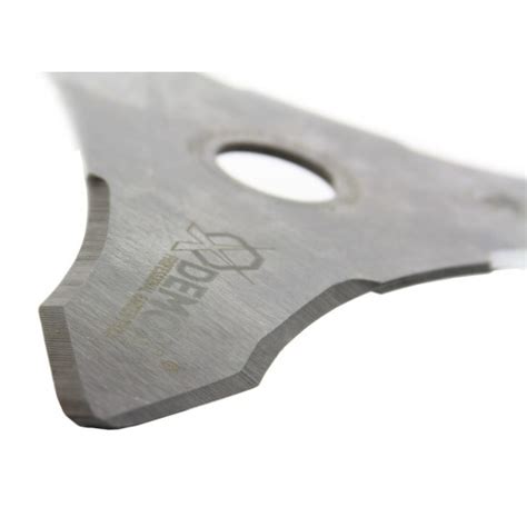 detailné foto: trojzubý žací nôž pre krovinorez