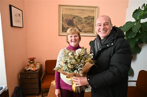 Detail vytvorenia hlavičky strapca a jej pevné uviazanie