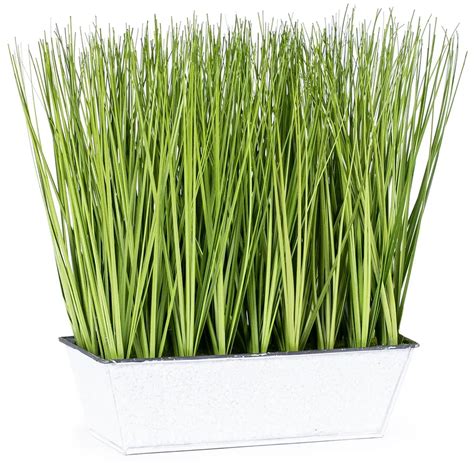 Ilustračná fotografia balkóna s umelou trávou