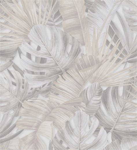 Detail jesenných listov paviniča v rôznych odtieňoch červenej a zlatej