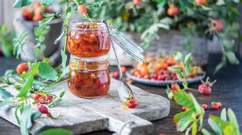 Schéma zberu a spracovania šípok pre získanie semien ruží