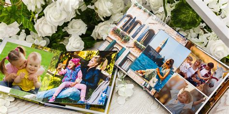 Ukážka hotovej fotokoláže s rôzne tvarovanými fotografiami, doplnená o dekoratívne prvky.