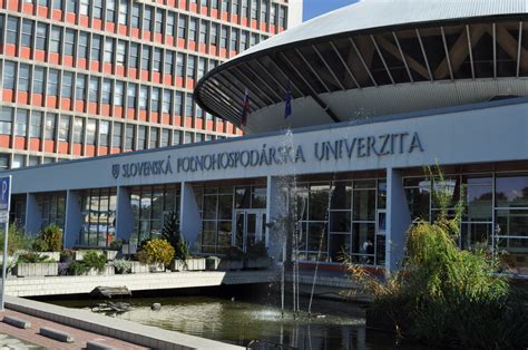 Budova a areál Slovenskej poľnohospodárskej univerzity v Nitre