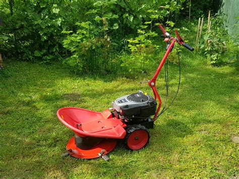 Detail delenej hnacej nápravy bubnovej kosačky