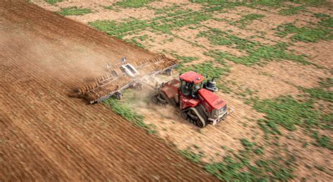 Spracovanie pôdy malotraktorom s rotavátorom pred výsadbou