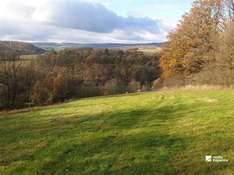 Tabuľka dávkovania: rozdelenie podľa účelu použitia (orná pôda, vinice, lúky)