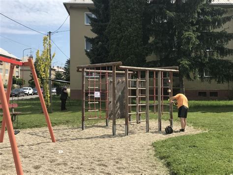 Schéma správnej inštalácie dopadového povrchu na detskom ihrisku
