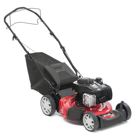 Motorová kosačka MTD SMART 53 SPBS s detailným pohľadom na motor a ovládacie prvky