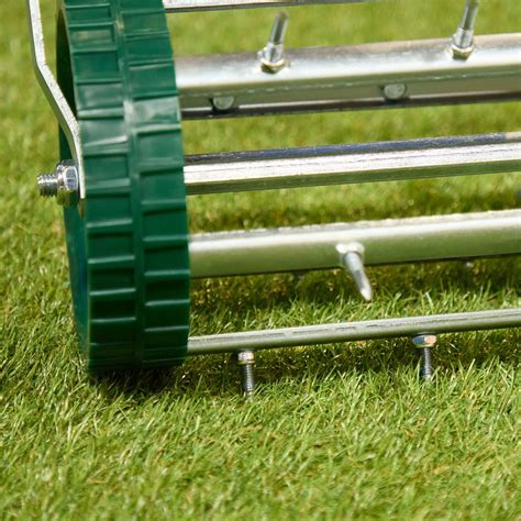 Schéma rotačného bubnového kompostéra s vnútornými rebrami na prevzdušňovanie