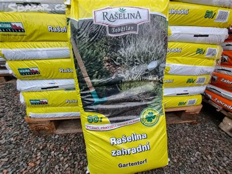 Fľaškovaná rašelina v rôznych veľkostiach balení