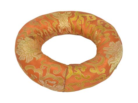 Detail oranžového kalicha machovky čerešňovej