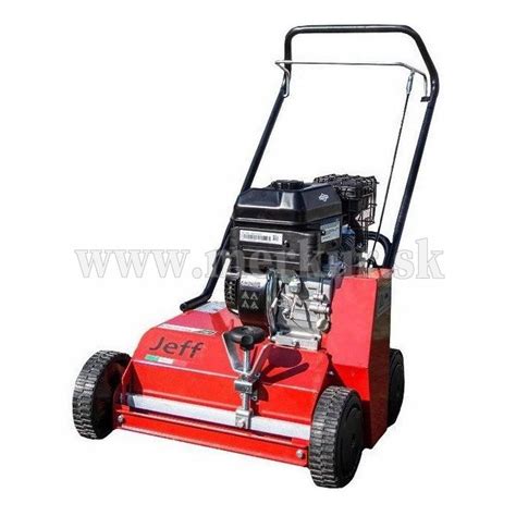 špirálový prevzdušňovač trávnika