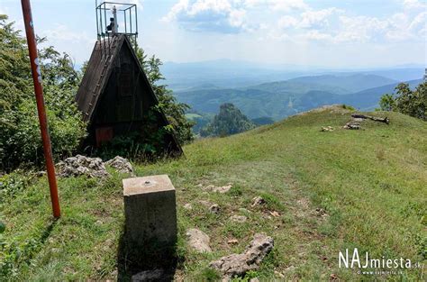 Jedna z náučných tabúľ Náučného chodníka Biele Karpaty