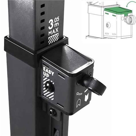 Detail zberného koša a bezpečnostnej poistky na drviči/štiepkovači