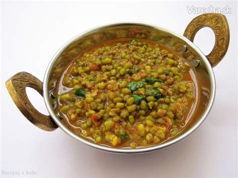 fotografia hotového kari z mungo fazule