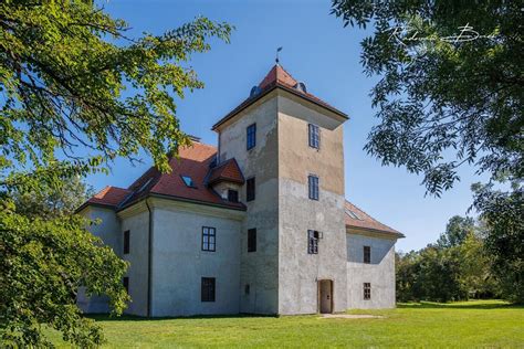 Kaštieľ v obci Jabloň