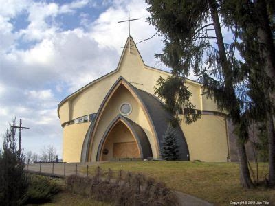 Kostol božského srdca Ježišovho v obci Jabloň