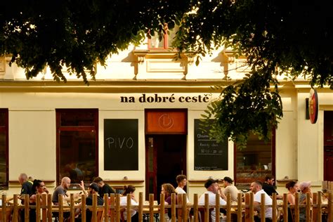 Tematické foto šampiňónov a pivnice