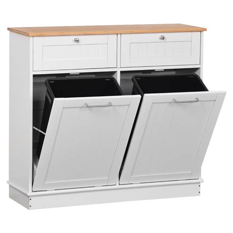 Porovnanie dizajnu kompostovacej nádoby s odpadkovým košom.