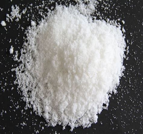 Schéma chemického zloženia a vzniku čílskeho liadku (dusičnan sodný)