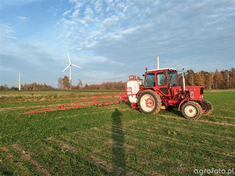 Fotografia prívesného postrekovača MTZ