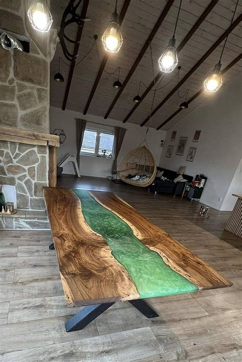 Schéma rezu orecha: výchovný, presvetľovací, omladzovací rez
