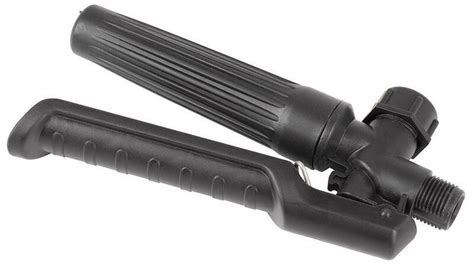 Ilustračná fotografia rôznych náhradných dielov pre ručné postrekovače