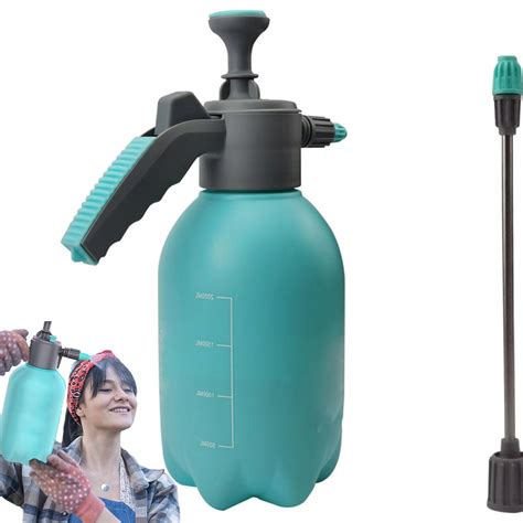 Ukážka statického výsuvného postrekovača s nastaviteľnou tryskou.