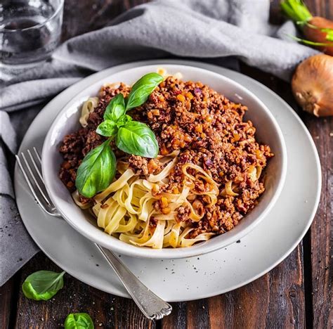 Misa s hotovým ragú bolognese