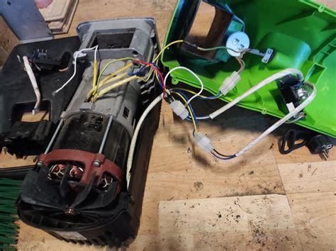 Schéma teleskopického mechanizmu nožníc Florabest