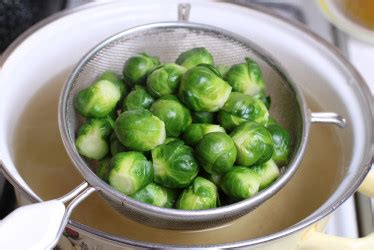 Návod na blanšírovanie stopkového zeleru