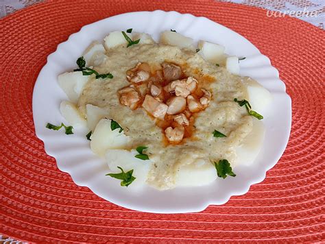 foto: tanier s fazuľovou polievkou alebo prívarkom