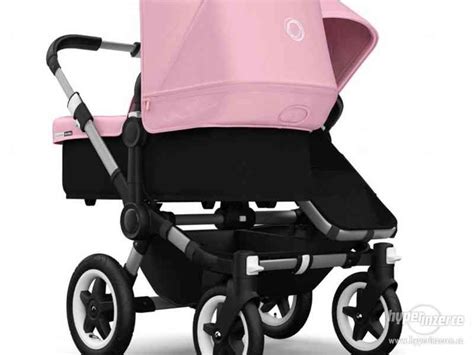 ilustračné foto vyvýšených hriadok s čiernou fóliou