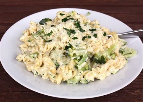 Tematické foto jedla s brokolicou