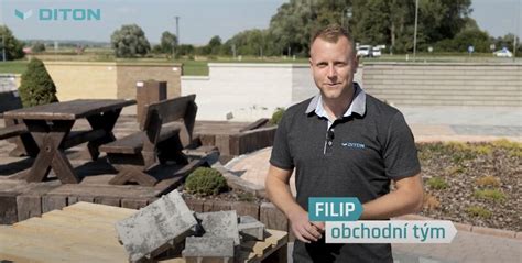 Ilustračná fotografia trávnikových lemov DITON v exteriéri