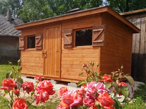 infografika rôznych typov podkladov pod záhradné domčeky s ich charakteristikami