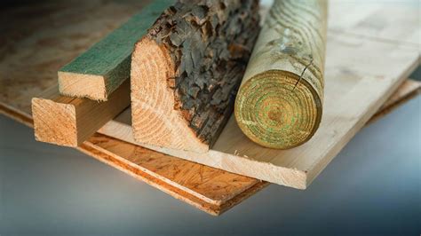 infografika zobrazujúca porovnanie výhrevnosti rôznych druhov dreva (agát, dub, buk, smrek)