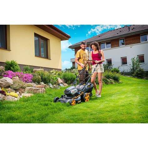 Detailná schéma funkcií akumulátorovej kosačky Riwall PRO RALM 4640 SPi (mulčovanie, zber, vyhadzovanie)