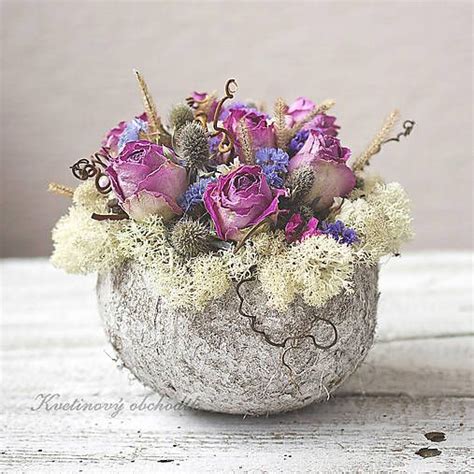 Aranžmán zo sušených kvetov kraspédie