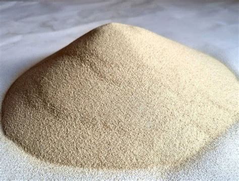 Štruktúra pôdy pre Badan lekársky s vyznačenými komponentmi ako piesok, kamienky a trávnik