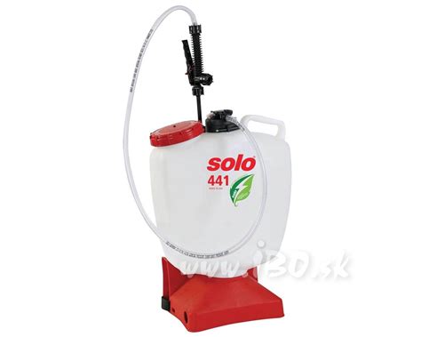Detailný pohľad na akumulátorový postrekovač SOLO 441
