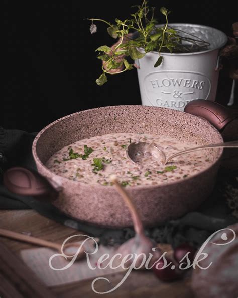 tematické foto: Morenie cesnakových strúčikov