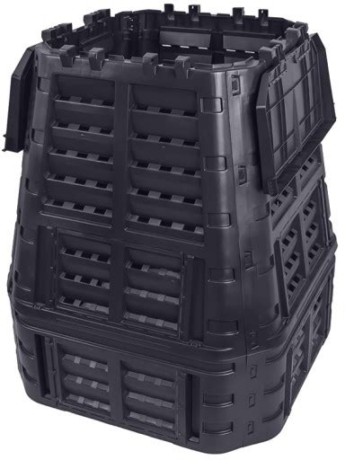 záhradný kompost s mulčom