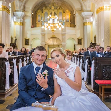 Fotografia ornamentového skla so vzorom dubovej kôry v bronzovom odtieni