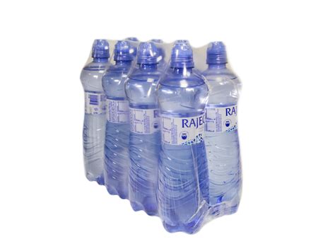 Fľaša pramenitej vody Rajec nesýtená