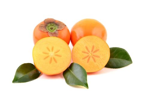 infografika s prehľadom hlavných vitamínov a minerálov obsiahnutých v hurmikaki (vitamín C, A, draslík, horčík)