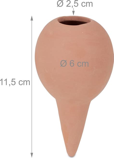 Hlinené kužele a zavlažovacie gule