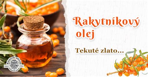 Žena aplikujúca rakytníkový olej na pokožku