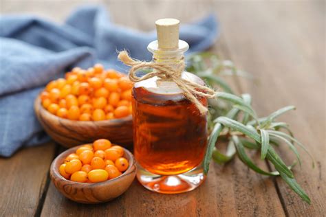 Rôzne produkty z rakytníka (džem, sirup, olej)