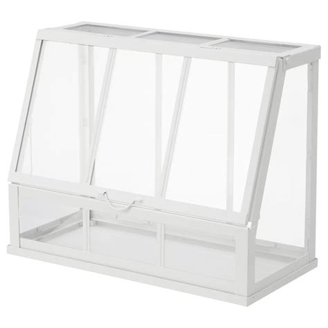 Mini-skleník s odrezkami rastlín, zabezpečujúci optimálnu vlhkosť